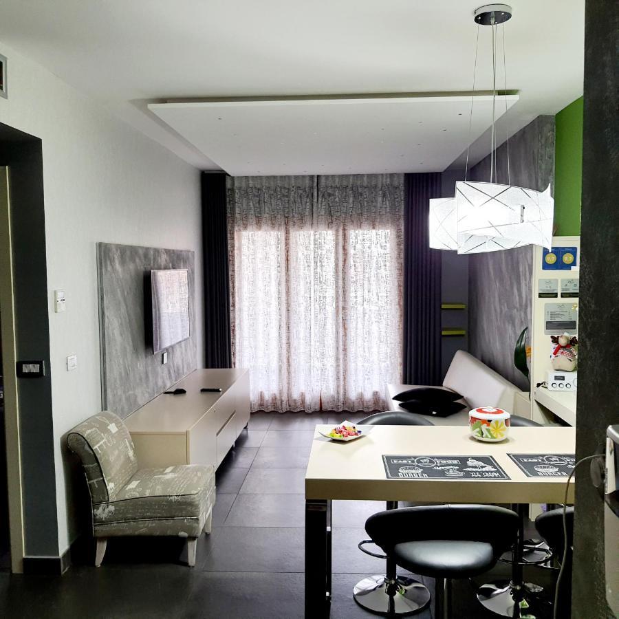 Manu'S Guest Suite Козенца Экстерьер фото