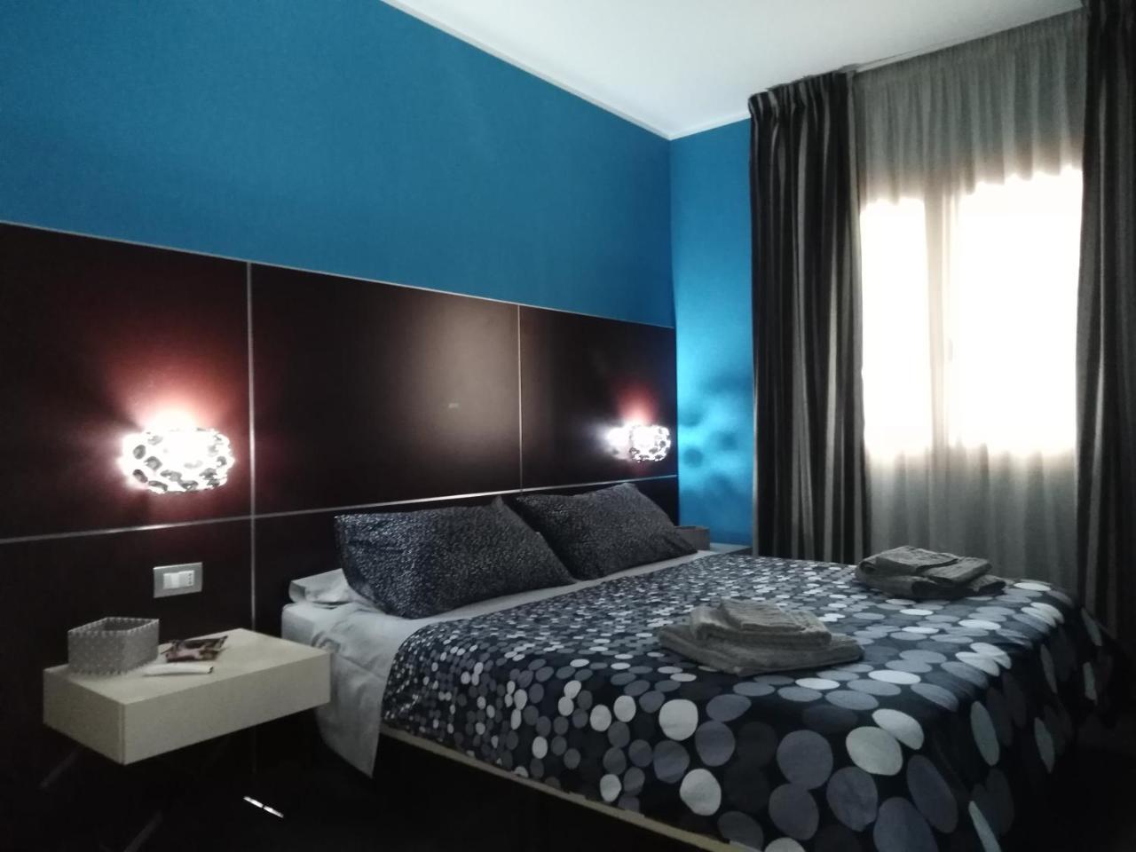 Manu'S Guest Suite Козенца Экстерьер фото