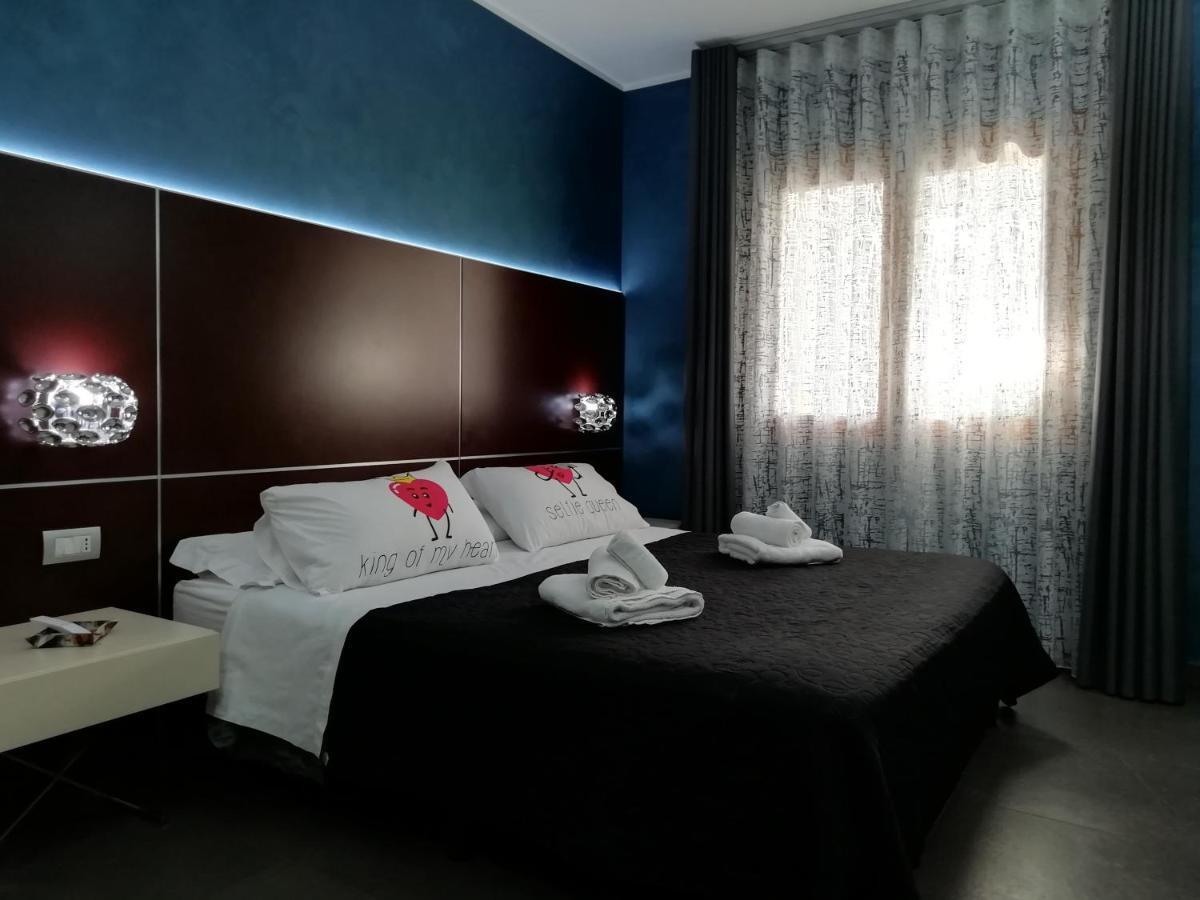 Manu'S Guest Suite Козенца Экстерьер фото